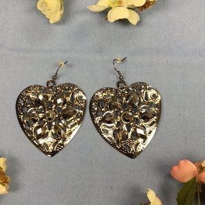 Filigree Heart Earrings Gunmetal Silver New